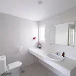 Appartement 3 Con Garaje Y Wifi Gratis A Pocos Minutos Del Centro De Jerez *