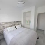 3 Con Garaje Y Wifi Gratis A Pocos Minutos Del Centro De Jerez Appartement