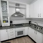 3 Con Garaje Y Wifi Gratis A Pocos Minutos Del Centro De Jerez