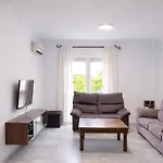 Appartement 3 Con Garaje Y Wifi Gratis A Pocos Minutos Del Centro De Jerez Jerez de la Frontera
