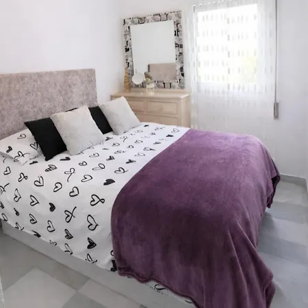 Apartmán 3 Con Garaje Y Wifi Gratis A Pocos Minutos Del Centro De Jerez *