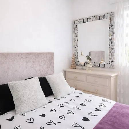 3 Con Garaje Y Wifi Gratis A Pocos Minutos Del Centro De Jerez