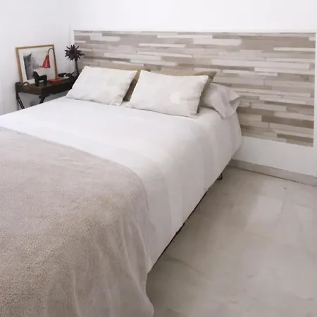 Apartmán 3 Con Garaje Y Wifi Gratis A Pocos Minutos Del Centro De Jerez