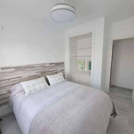 3 Con Garaje Y Wifi Gratis A Pocos Minutos Del Centro De Jerez Apartmán