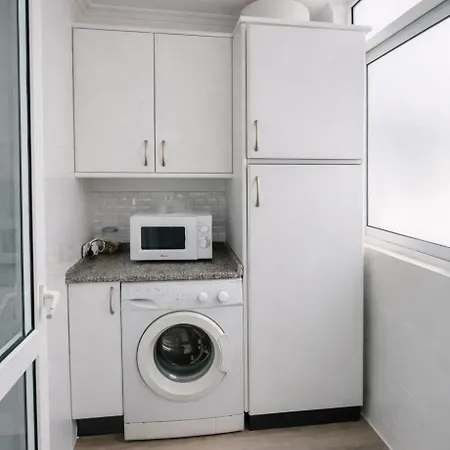 Apartmán 3 Con Garaje Y Wifi Gratis A Pocos Minutos Del Centro De Jerez *