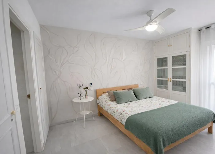 3 Con Garaje Y Wifi Gratis A Pocos Minutos Del Centro De Jerez * Jerez de la Frontera