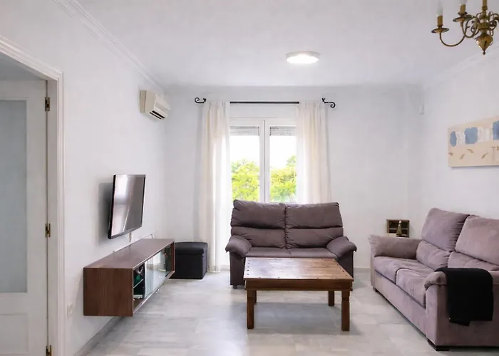 Apartment 3 Con Garaje Y Wifi Gratis A Pocos Minutos Del Centro De Jerez Jerez de la Frontera